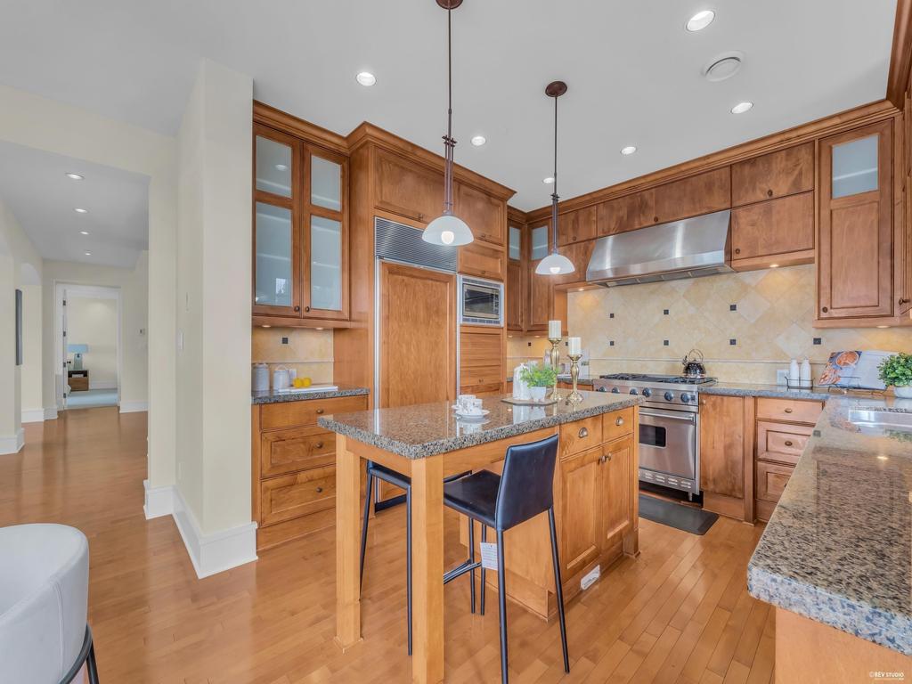 Listing Image for R3130335