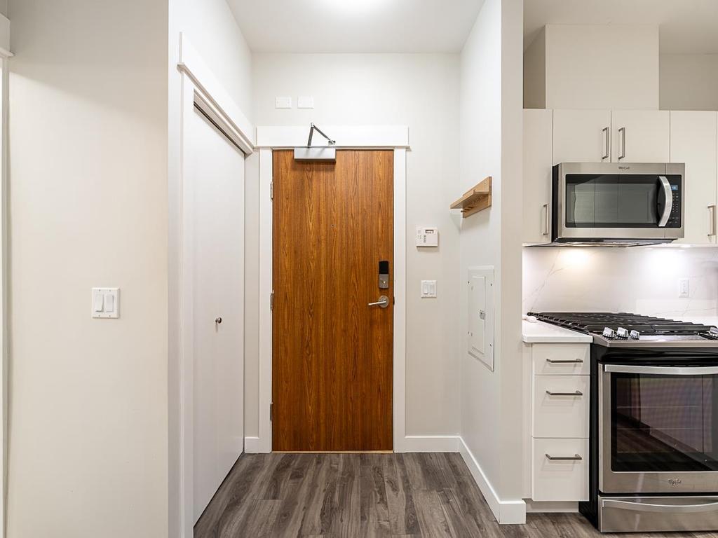 Listing Image for R3130400