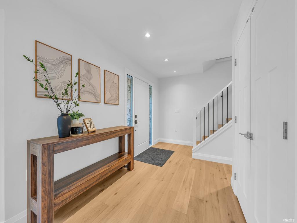 Listing Image for R3130402