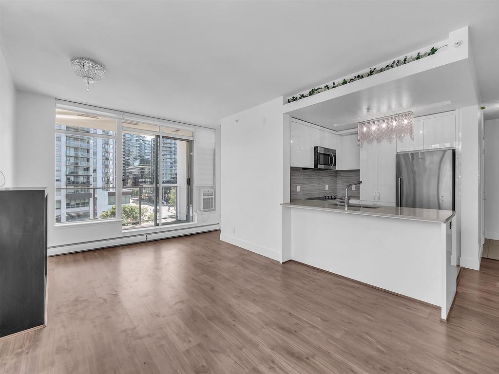 Listing Image for R3130442