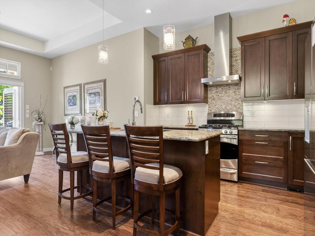 Listing Image for R3130511