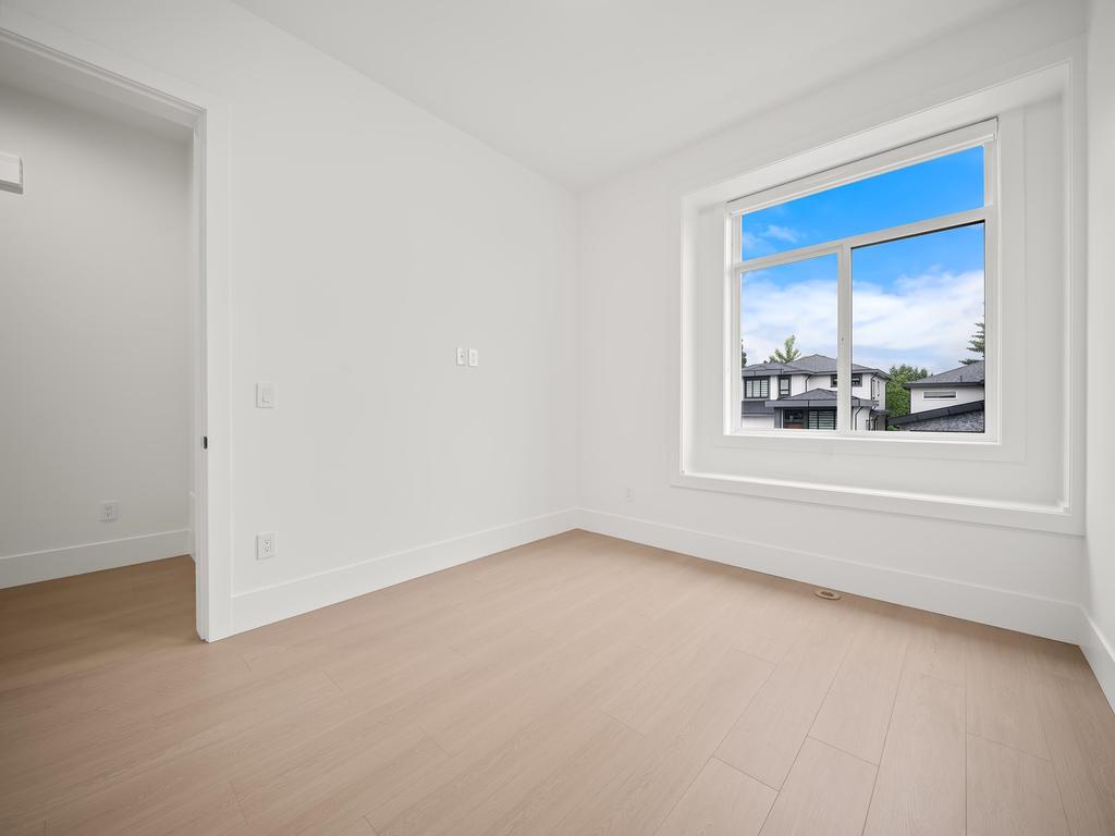 Listing Image for R3130527