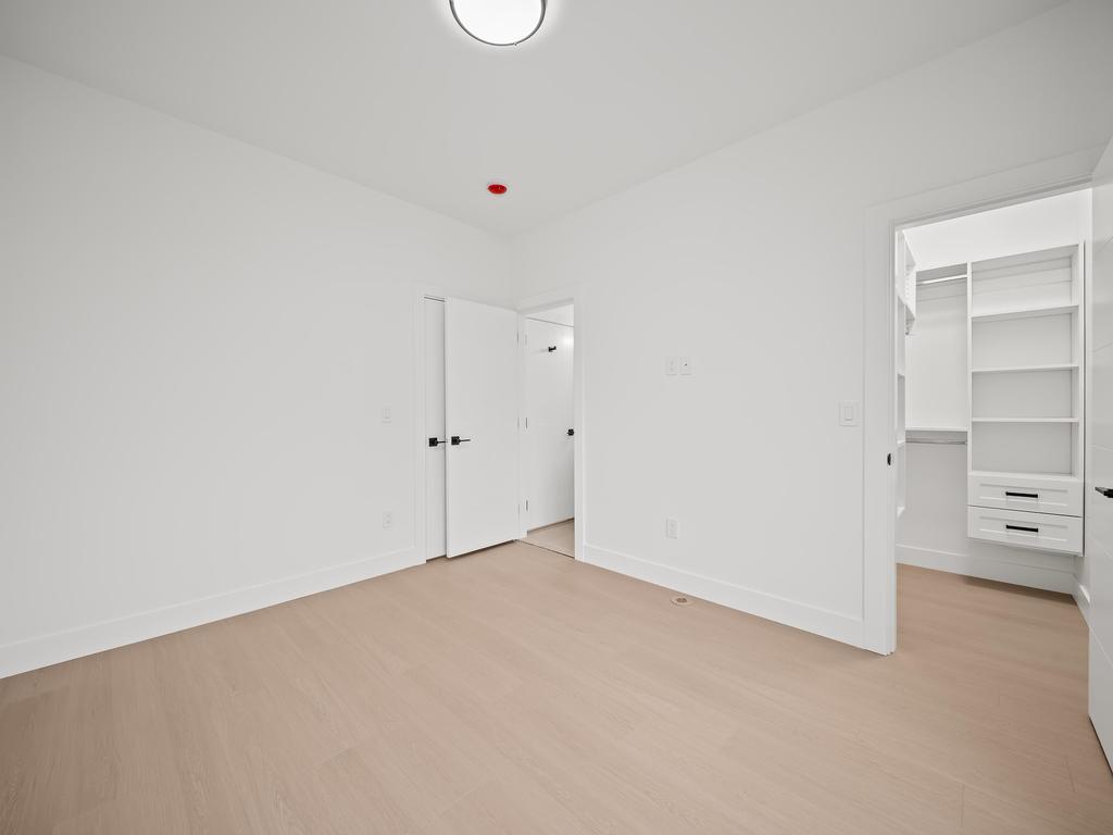 Listing Image for R3130527