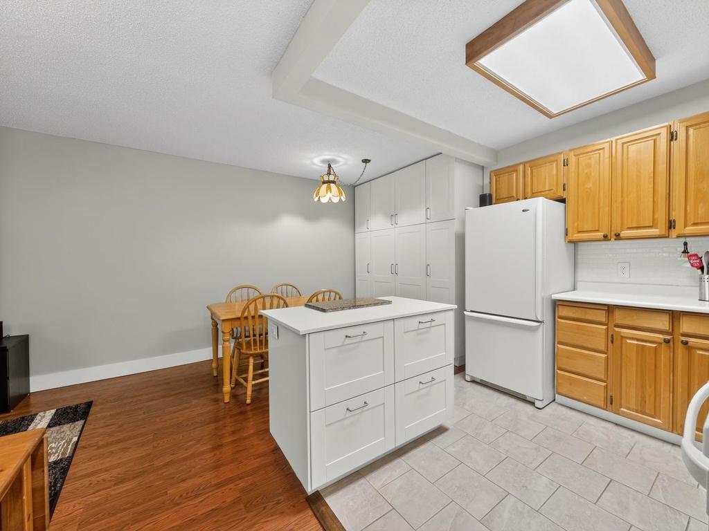 Listing Image for R3130533