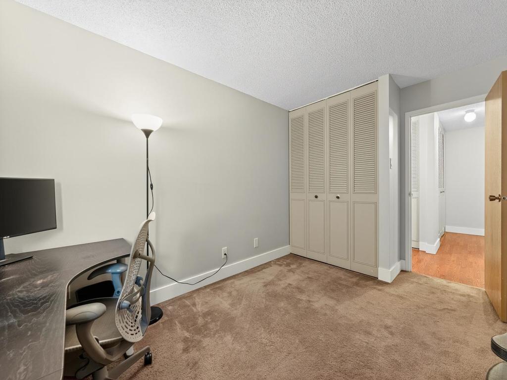 Listing Image for R3130533