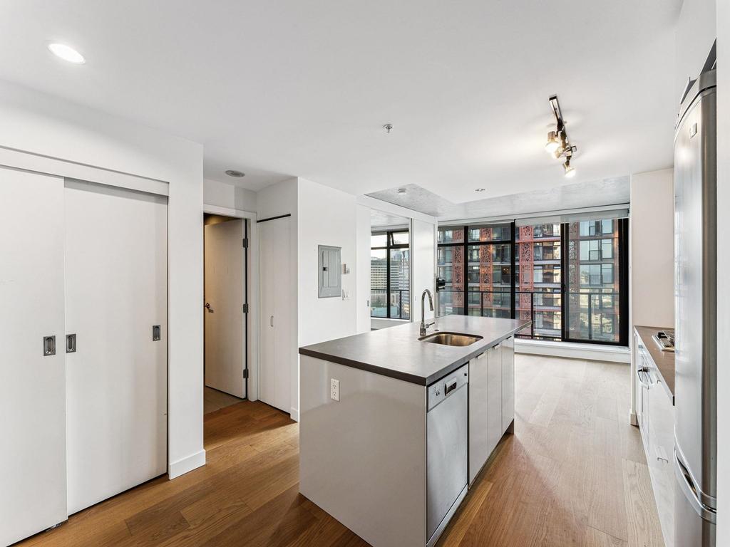 Listing Image for R3130563