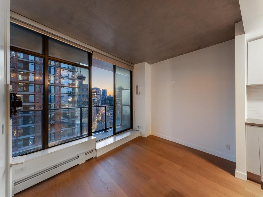 Listing Image for R3130563