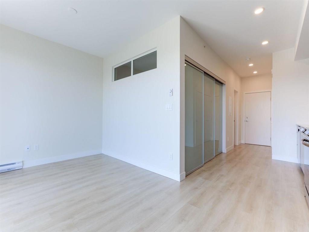 Listing Image for R3130595