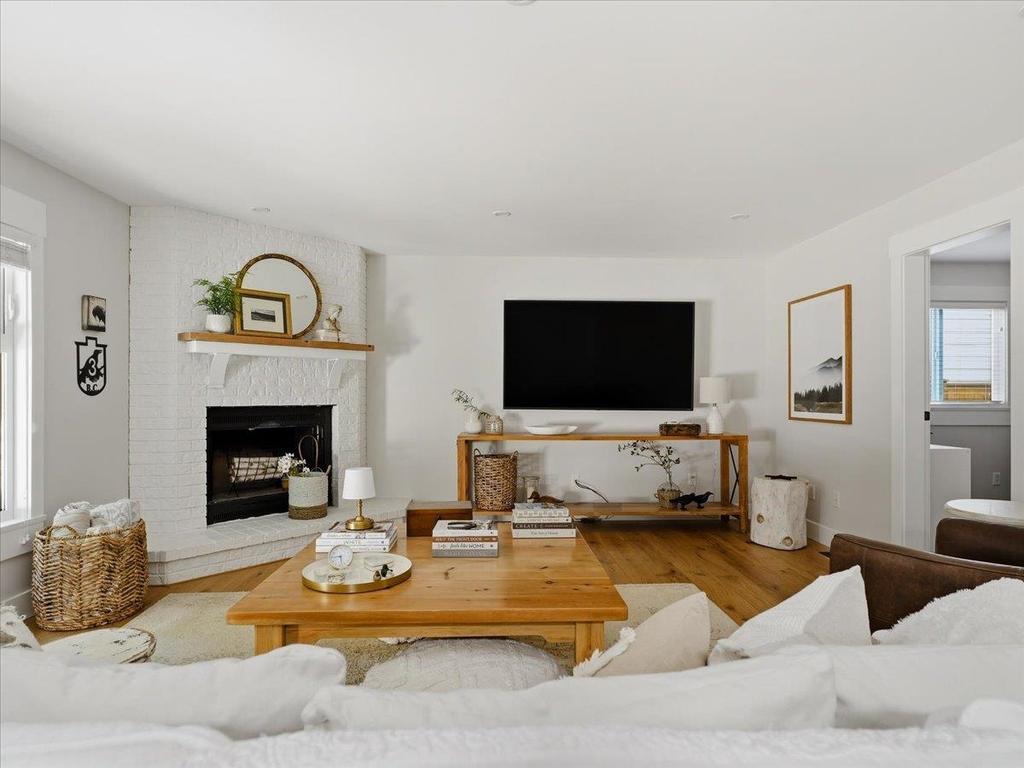 Listing Image for R3130631