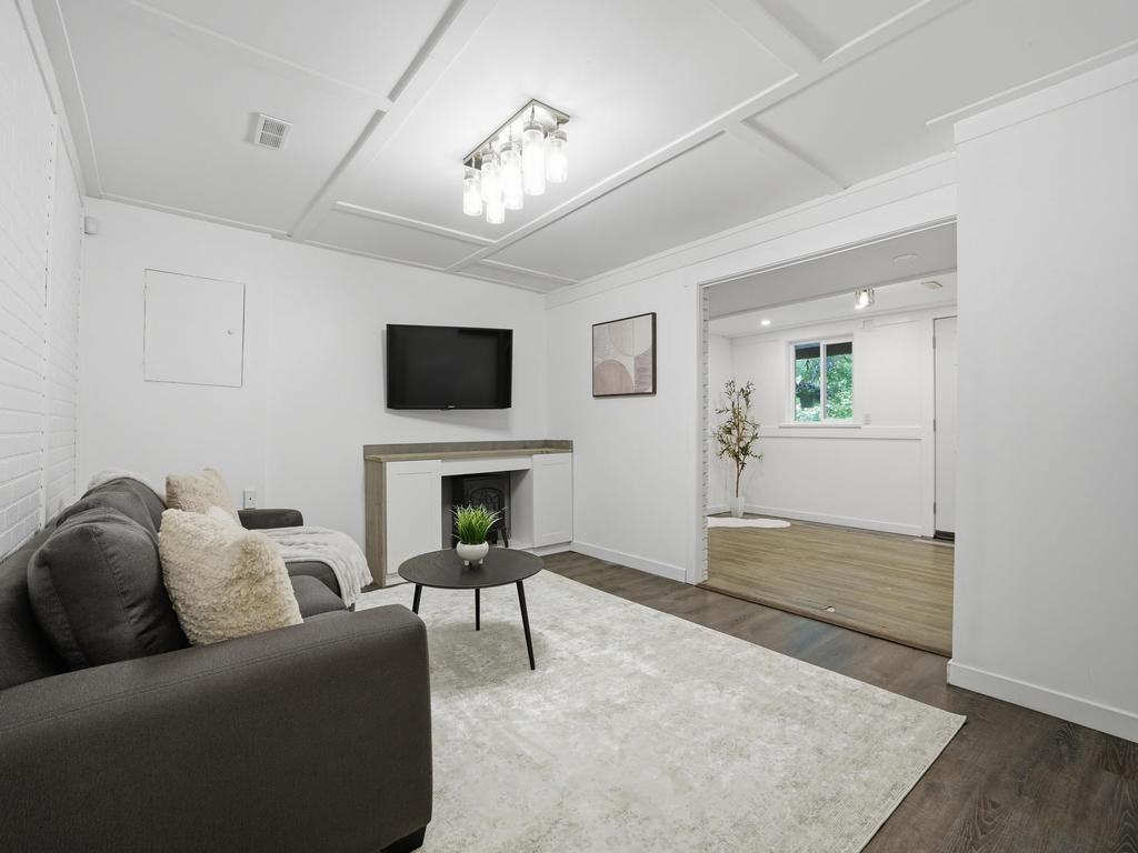 Listing Image for R3130725
