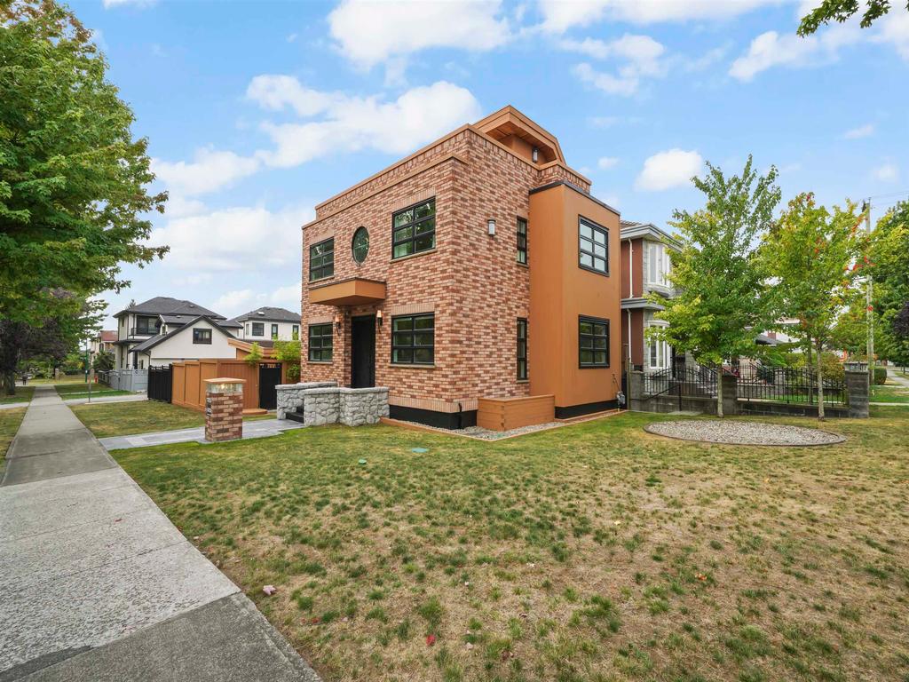Listing Image for R3130799