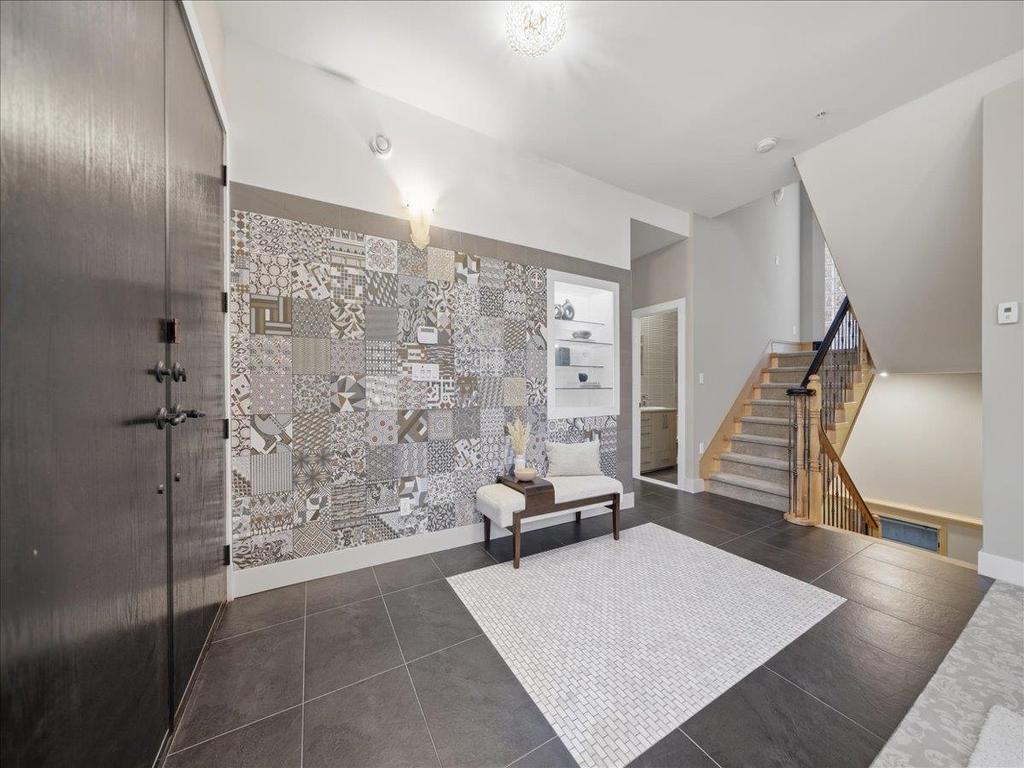 Listing Image for R3130799