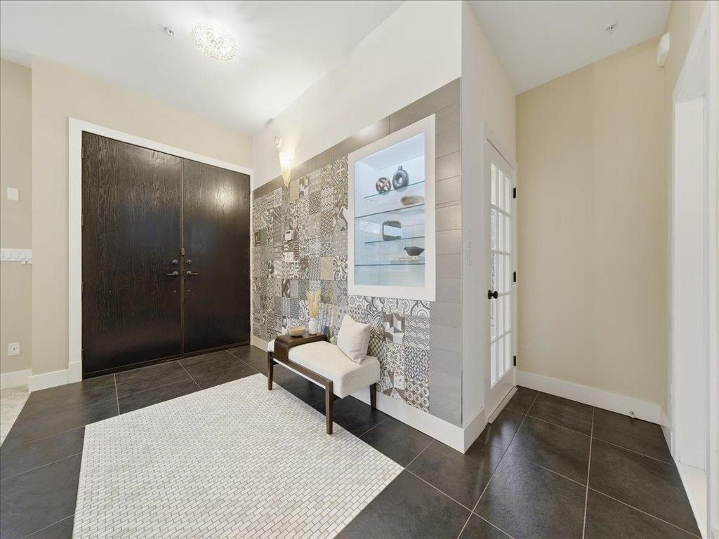 Listing Image for R3130799