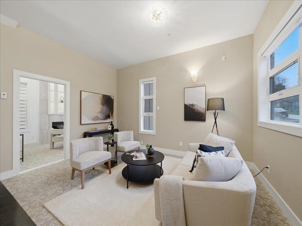 Listing Image for R3130799