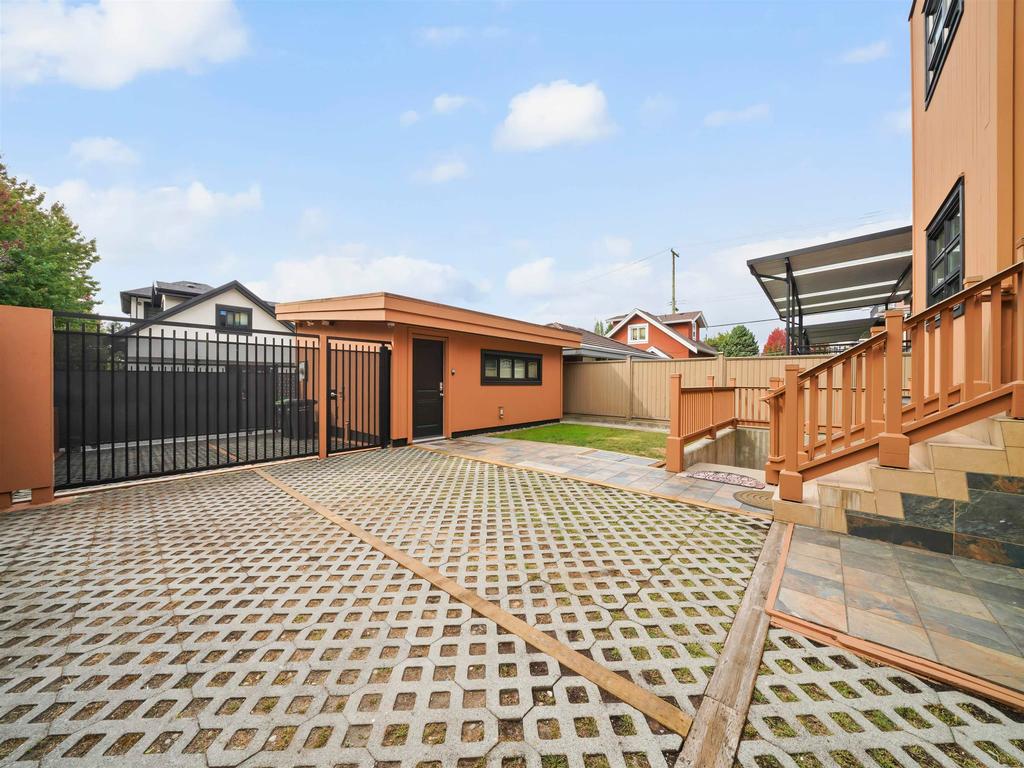 Listing Image for R3130799