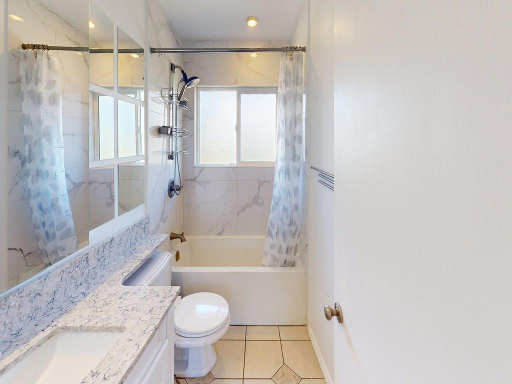Listing Image for R3130800