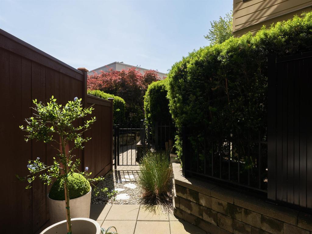 Listing Image for R3130822