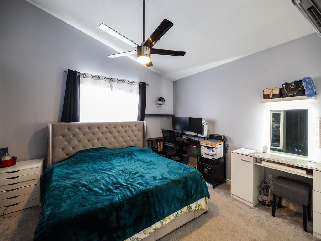 Listing Image for R3130836
