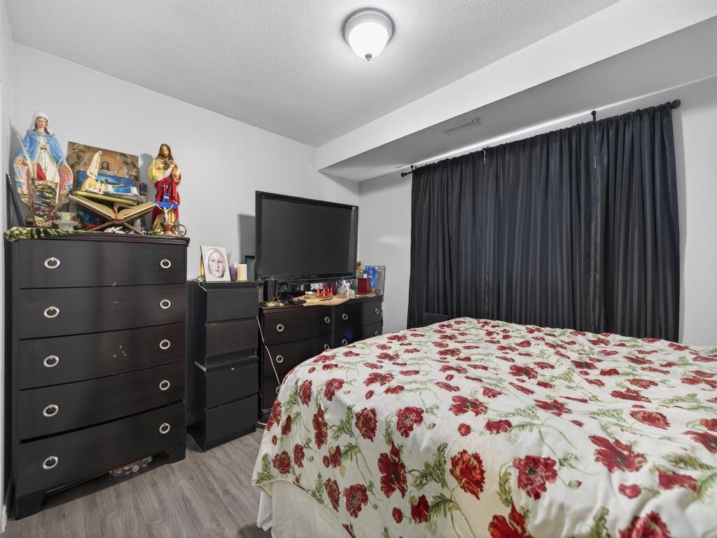 Listing Image for R3130836
