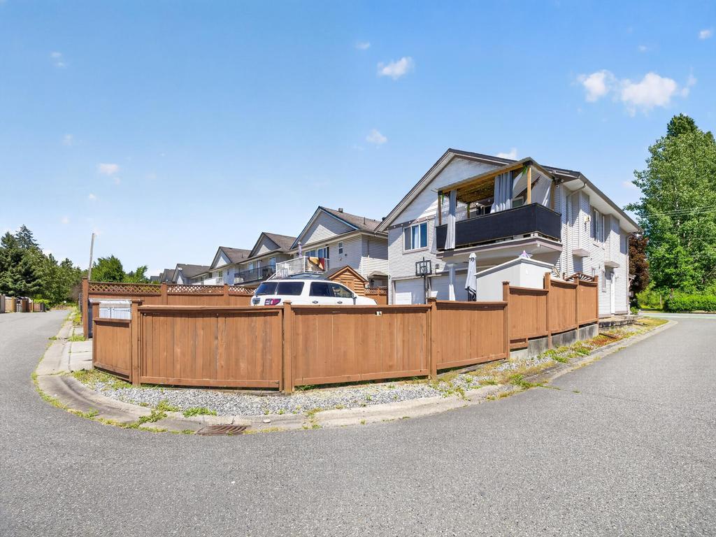 Listing Image for R3130836