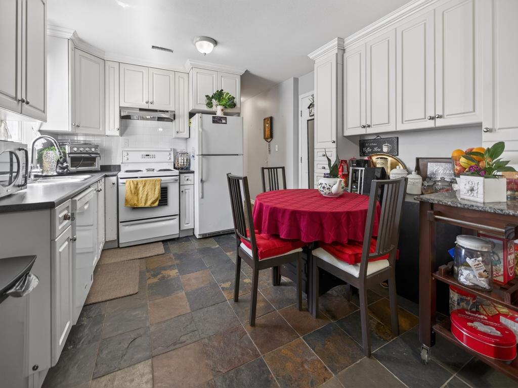 Listing Image for R3130836