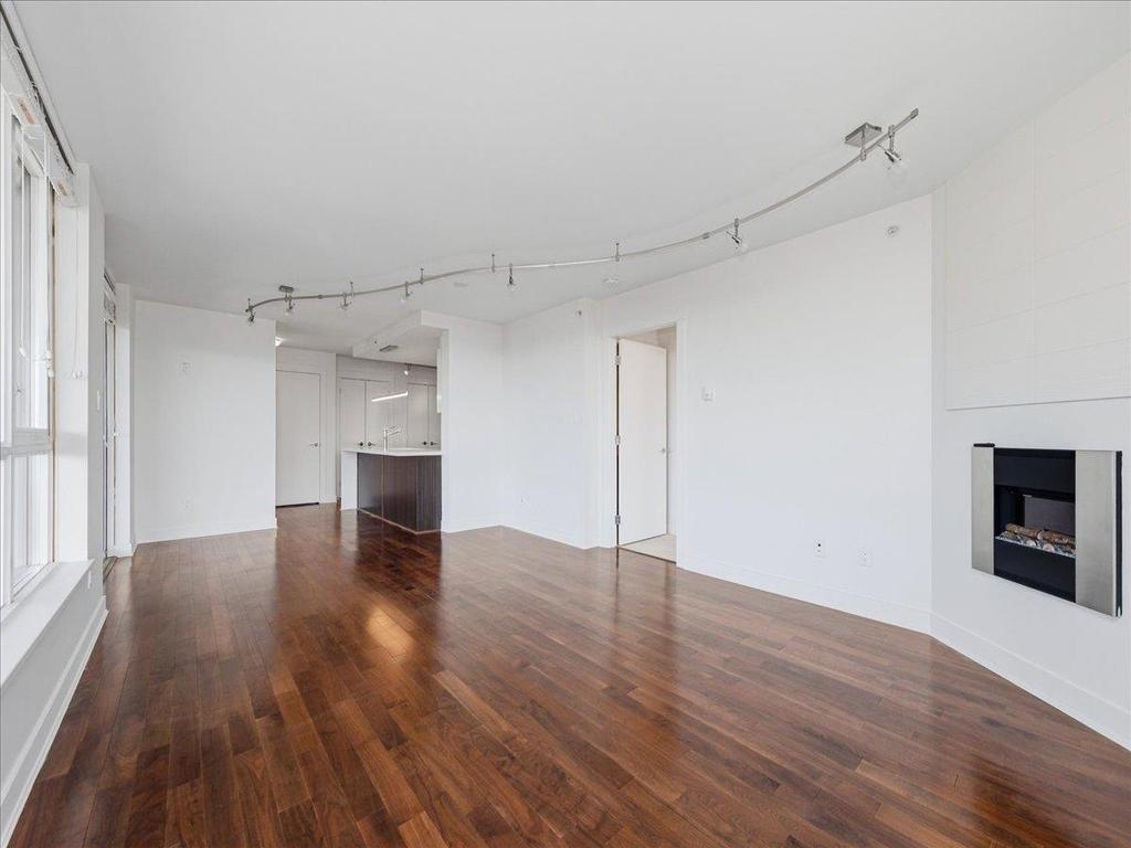 Listing Image for R3130892