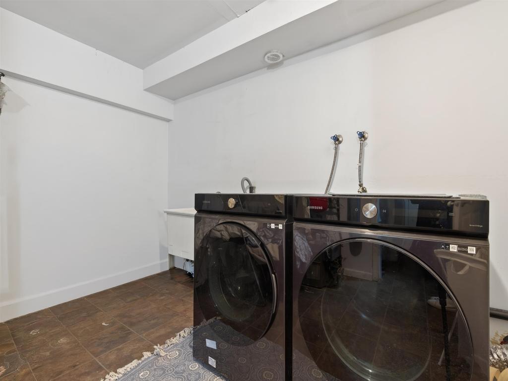 Listing Image for R3130977