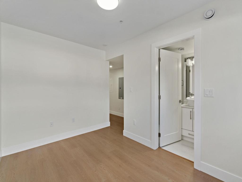 Listing Image for R3131840