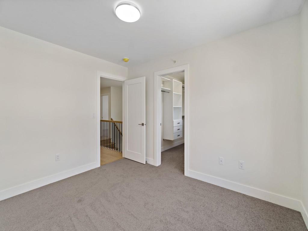 Listing Image for R3131840