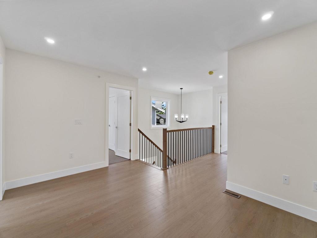 Listing Image for R3131840