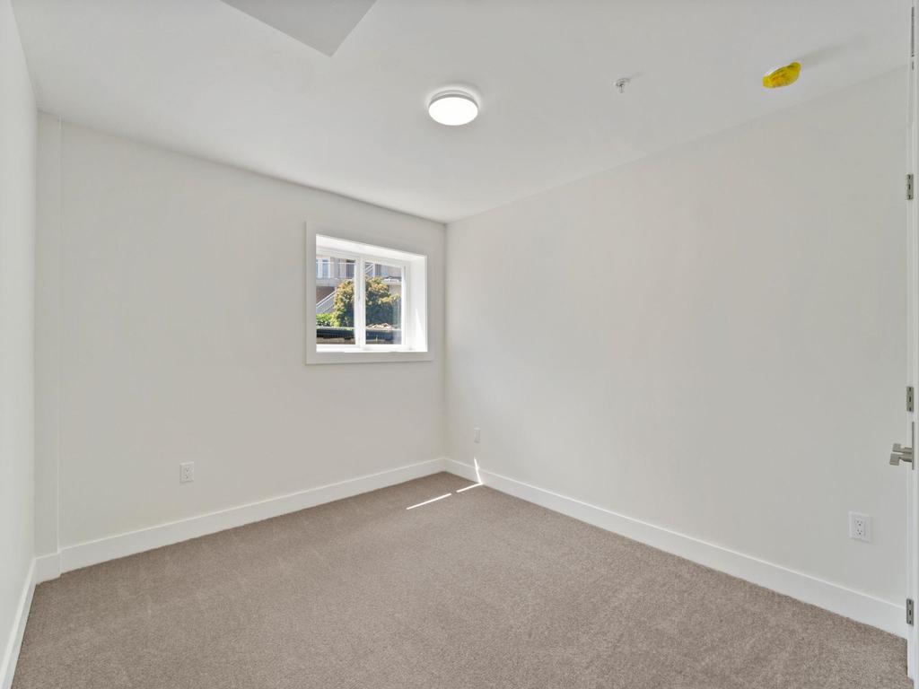 Listing Image for R3131840