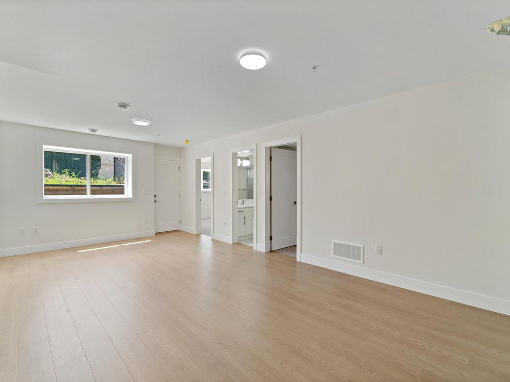 Listing Image for R3131840