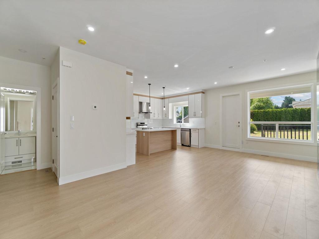 Listing Image for R3131840