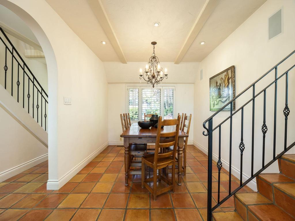Listing Image for R3134635