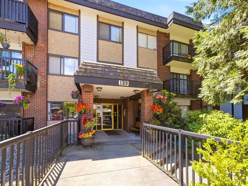 Listing Image for R3136009