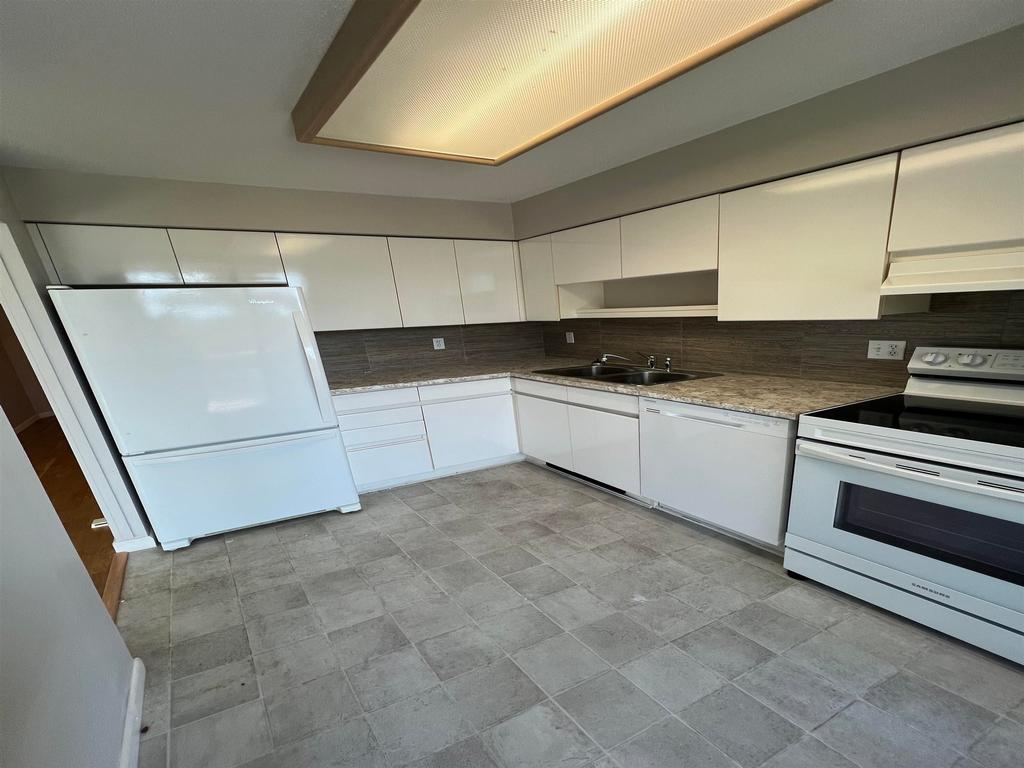 Listing Image for R3136029