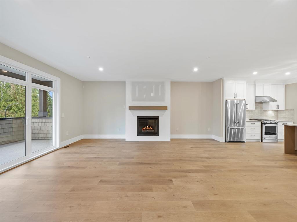 Listing Image for R3136077