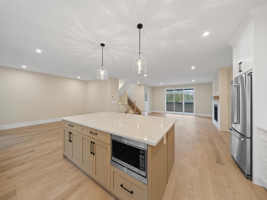 Listing Image for R3136077