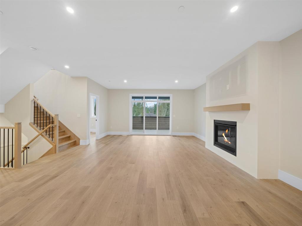 Listing Image for R3136077