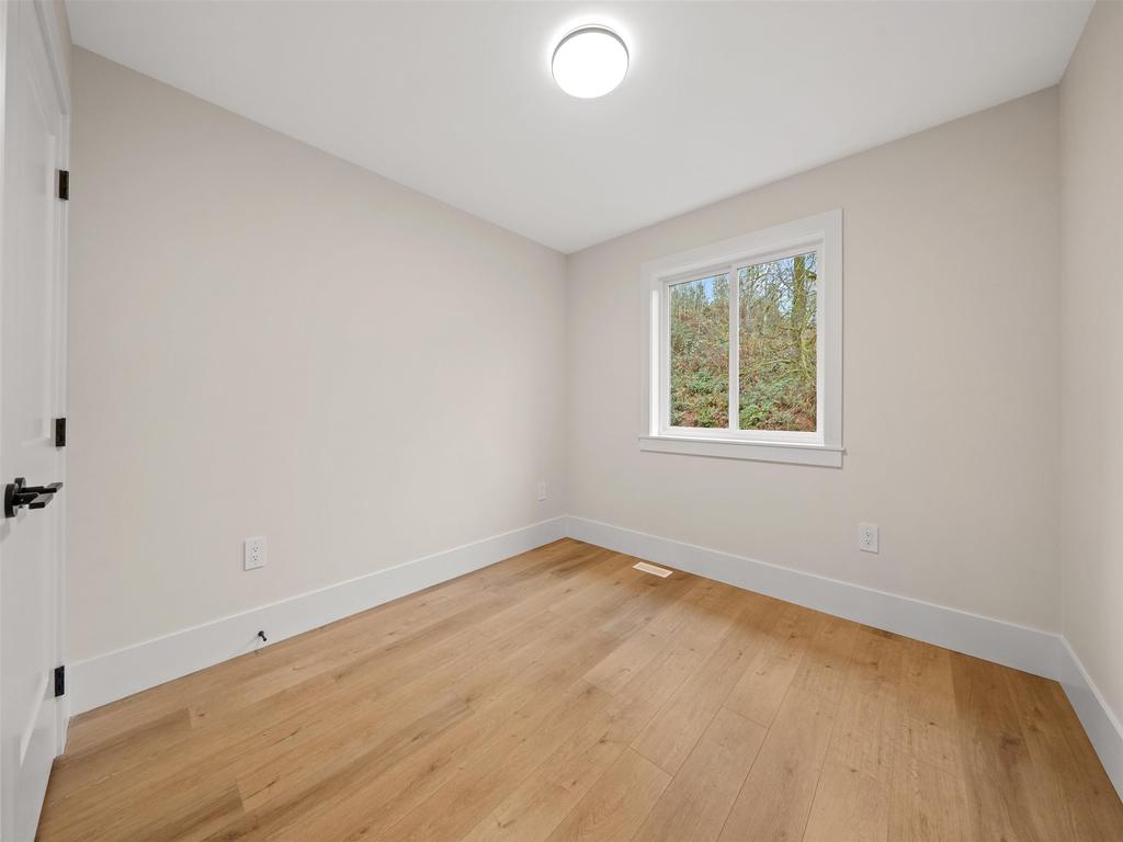 Listing Image for R3136077