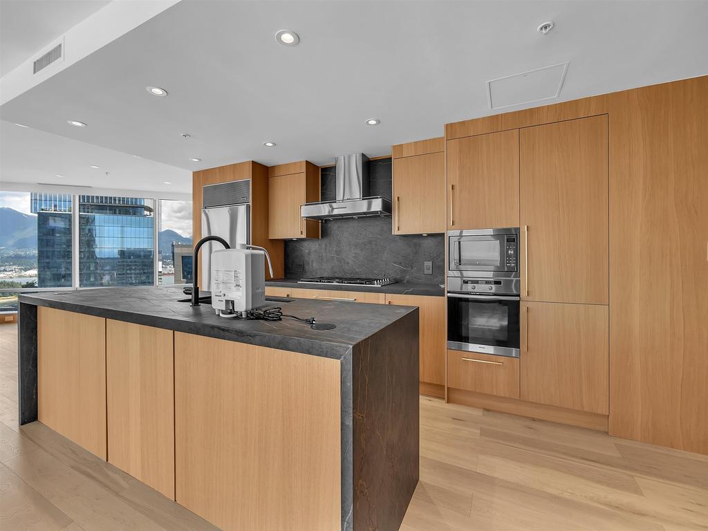 Listing Image for R3136500