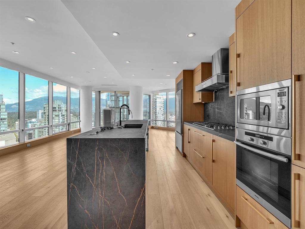 Listing Image for R3136500