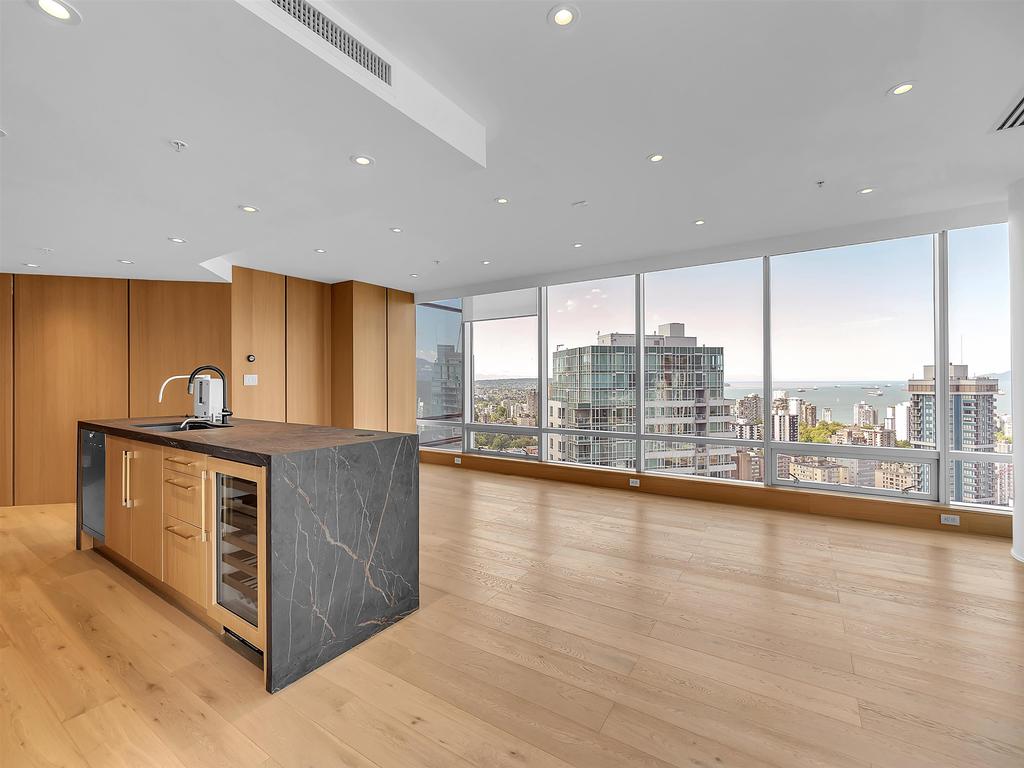 Listing Image for R3136500