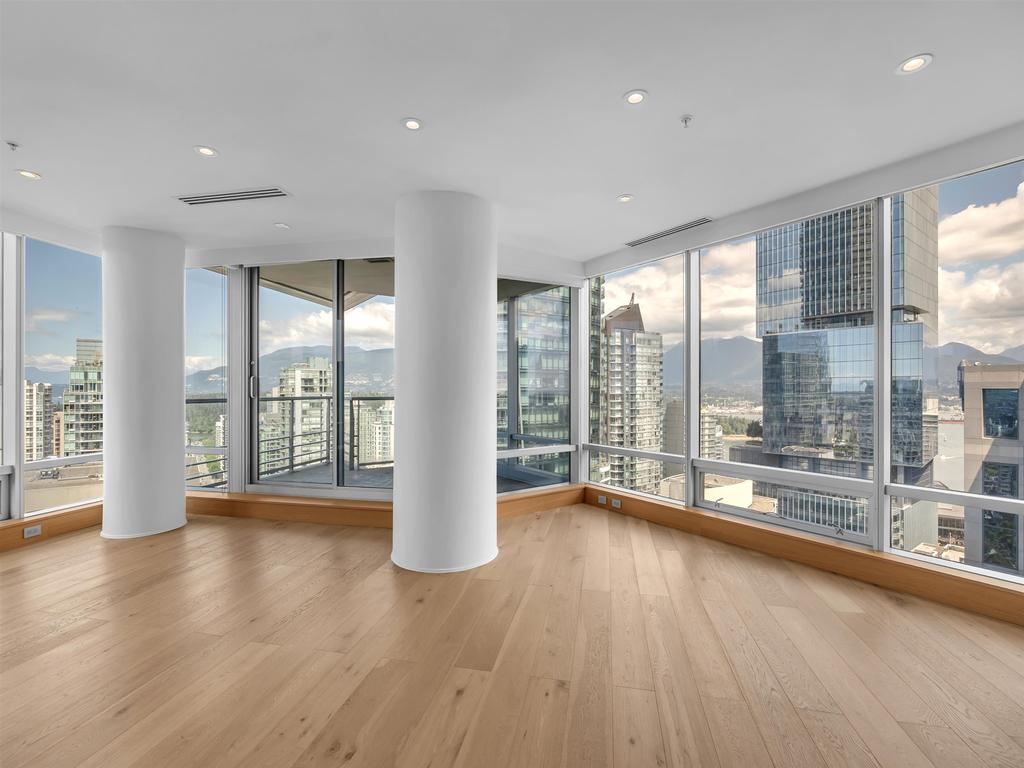 Listing Image for R3136500