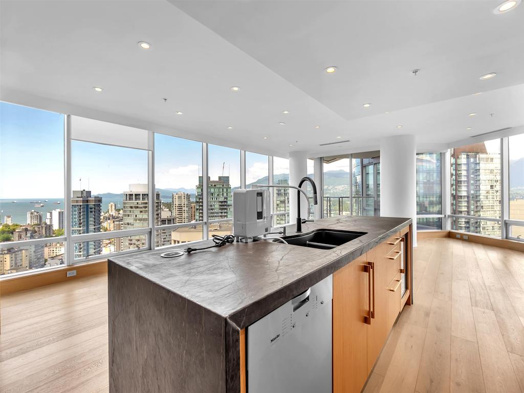 Listing Image for R3136500