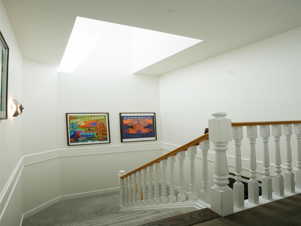 Listing Image for R3136650