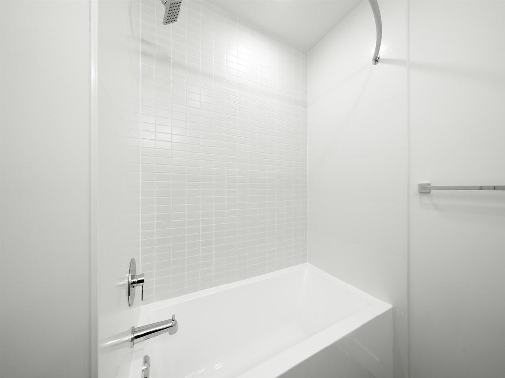Listing Image for R3136795