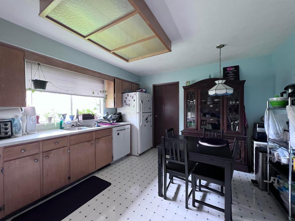 Listing Image for R3136842