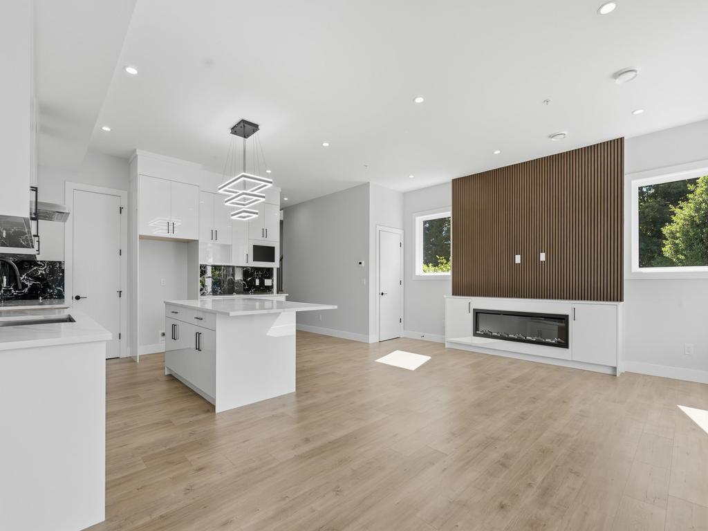 Listing Image for R3136909