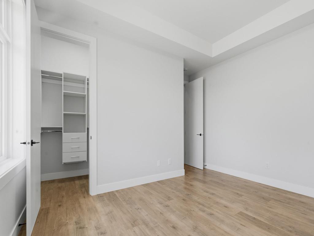 Listing Image for R3136909